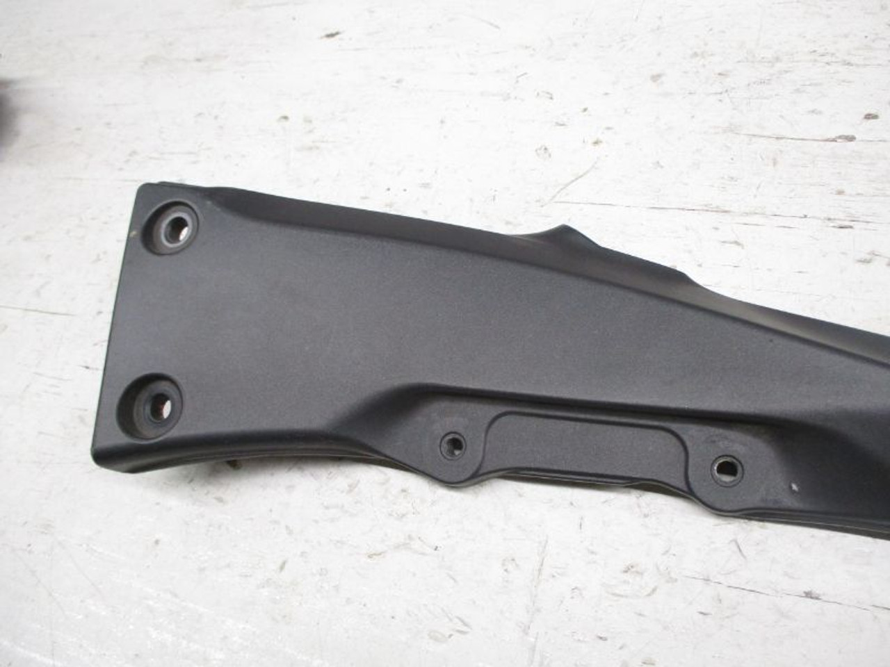 11 Kawasaki ZX10 Ninja Left Rear Frame Subframe Piece 32160-0506 